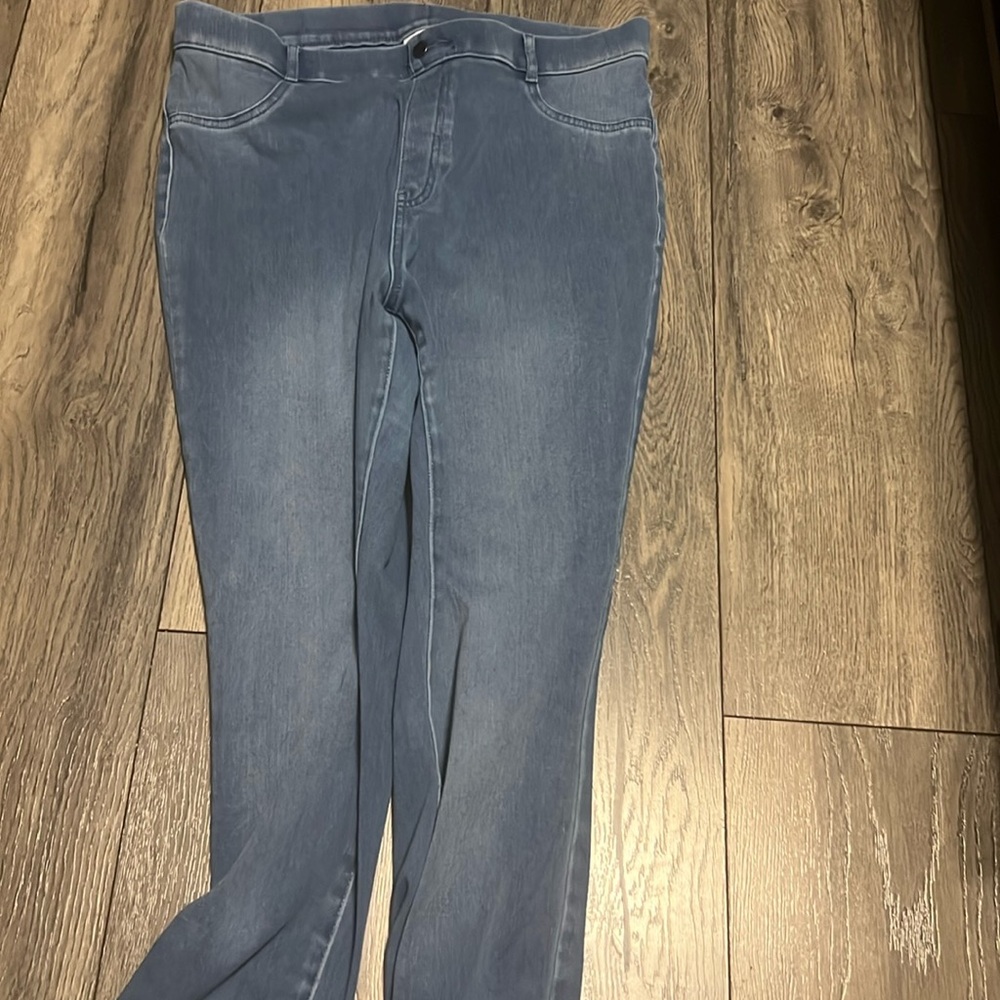 Time and Tru Jeggings